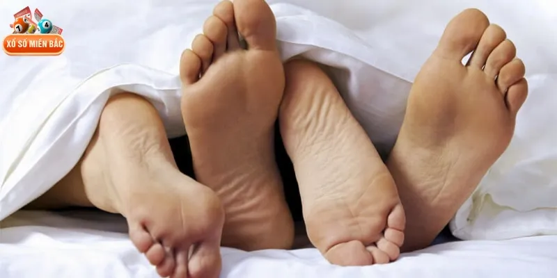 Giấc mơ này cho thấy sự hòa hòa và gắn kết chặt chẽ giữa bạn và người ấy